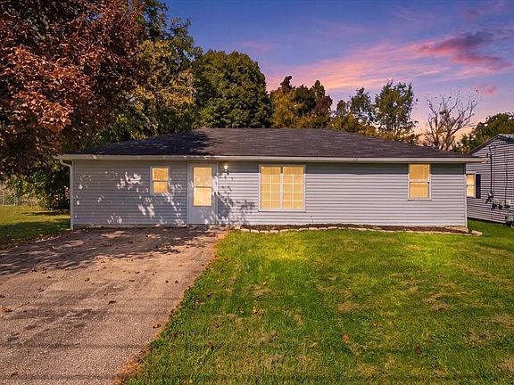 2nd image of 1150 Pat Ln
