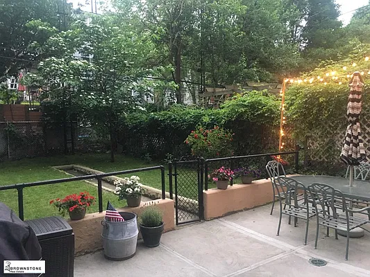 Rented by Brownstone Real Estate | media 6