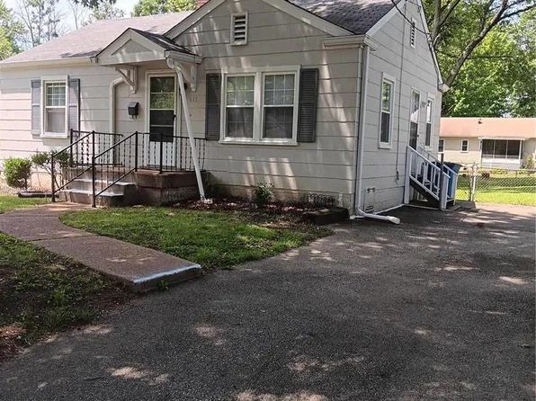 611 Ballman Ave, Saint Louis, MO 63135