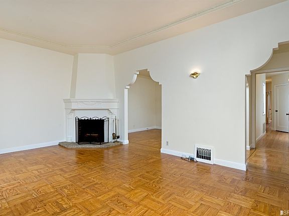 3rd image of 1586 34th Ave