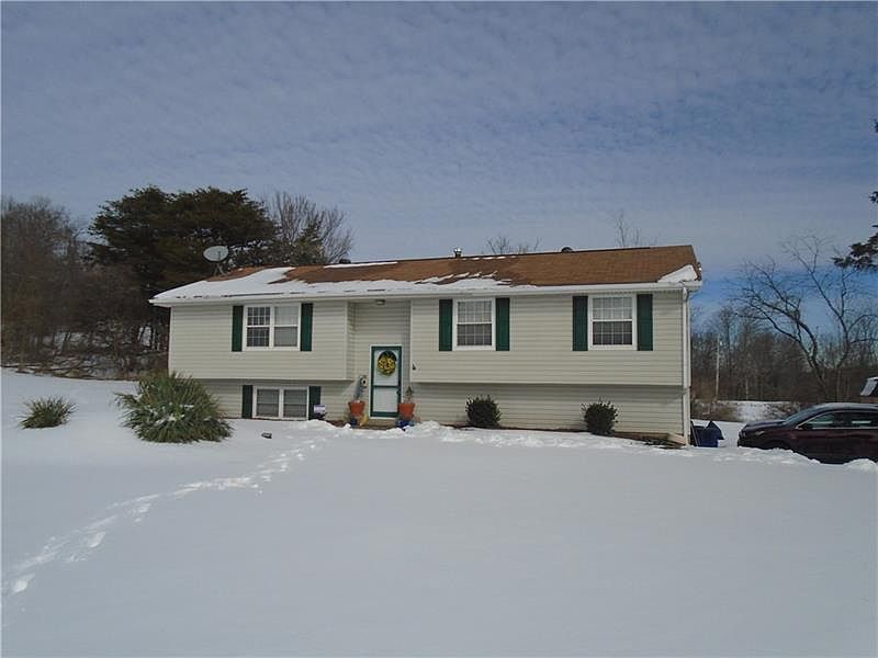 2nd image of 471 Amsler Ridge Rd