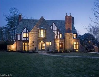 1st image of 17600 Parkland Dr