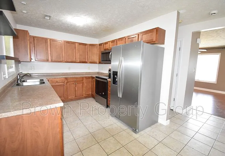 165 Pender Rd — Photo 8