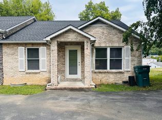 219 Hill Dr, Bristol, VA 24201