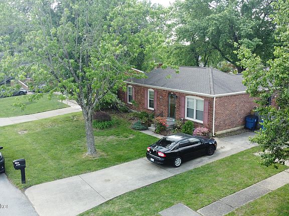 2nd image of 5100 Sprucewood Dr