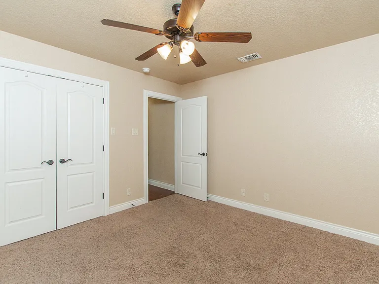 2513 Jackson Dr — Photo 22