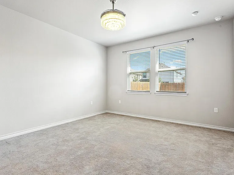 12104 Cimaizon Dr — Photo 13
