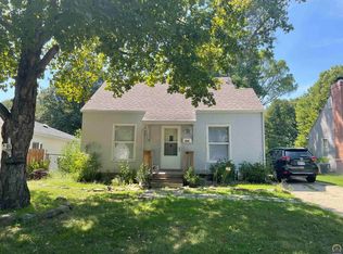 2021 SW Arnold Ave, Topeka, KS 66604