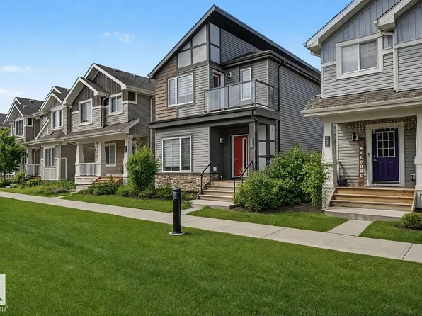 1825 25a St NW, Edmonton, AB T6T 2H7
