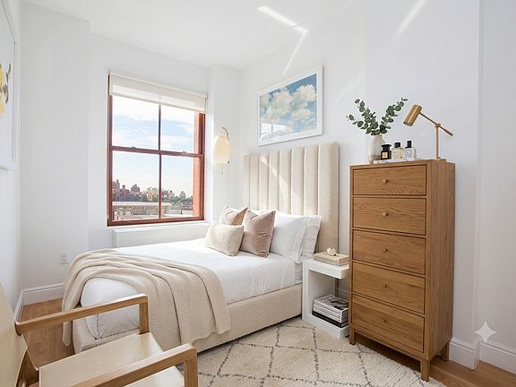 5th image of 254 Front St APT 2C
