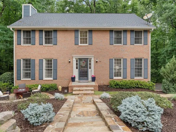 515 Bellfield Ct, Roswell, GA 30076