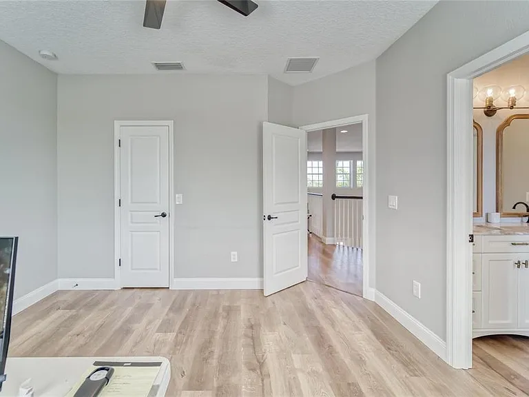 5225 Brighton Shore Dr — Photo 66