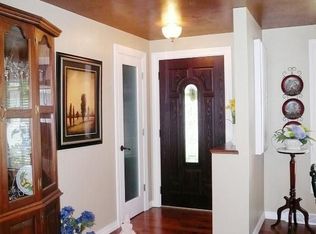 212 N Locust St, Green Bay, WI 54303