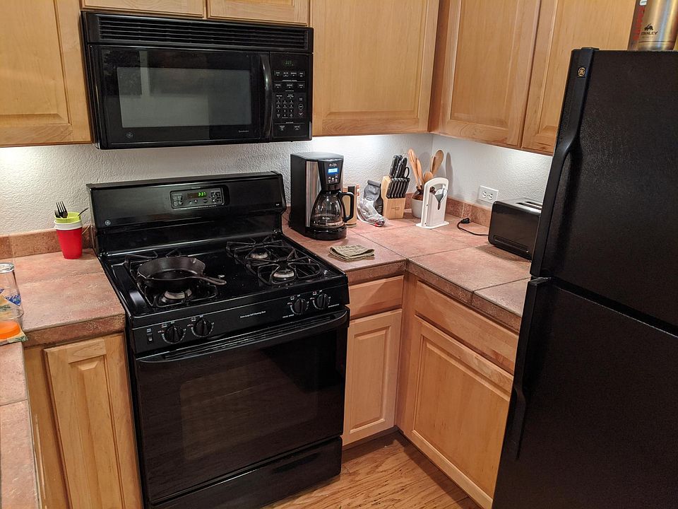 2nd image of 1065 Laramie Blvd