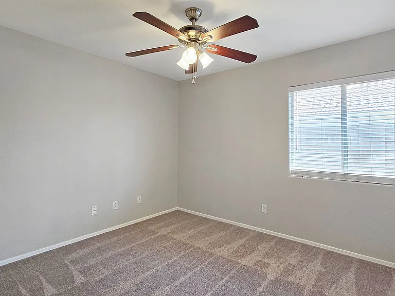 10225 N 94th Ln — Photo 11