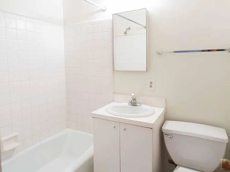 723 Spruce St #2F — Photo 11