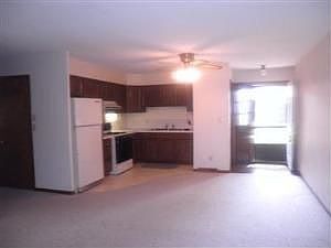 4th image of 8429 Elkwood Dr SW