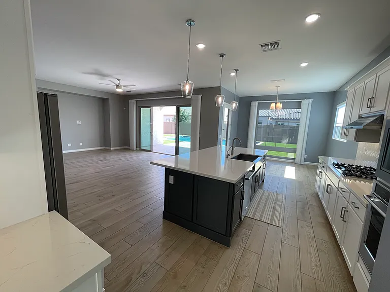 22839 E Nightingale Rd — Photo 4