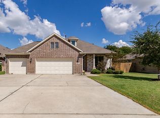 7835 Priya Blvd, Nederland, TX 77627