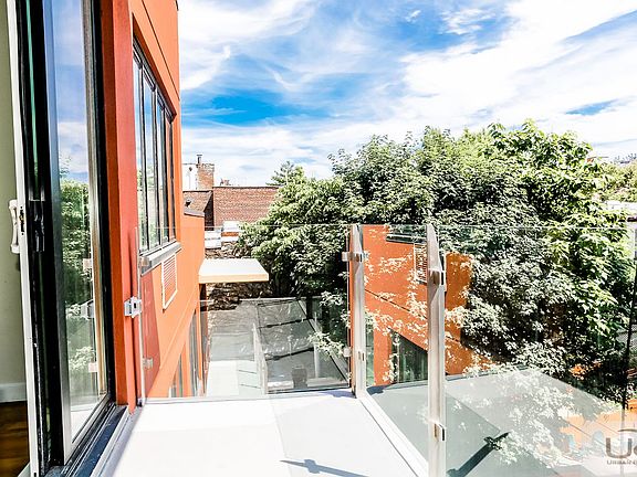 3rd image of 278 6th St APT 4I