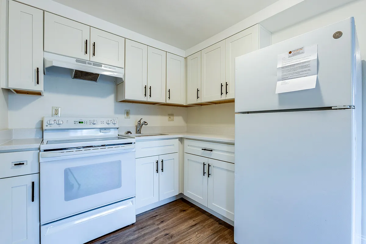 Building Photo - 7408 Washington Ave #B