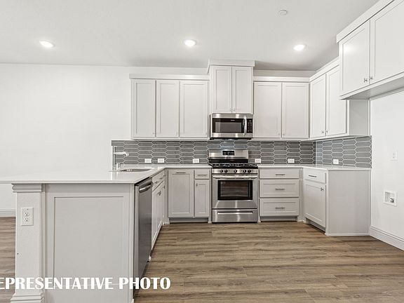 7th image of this home