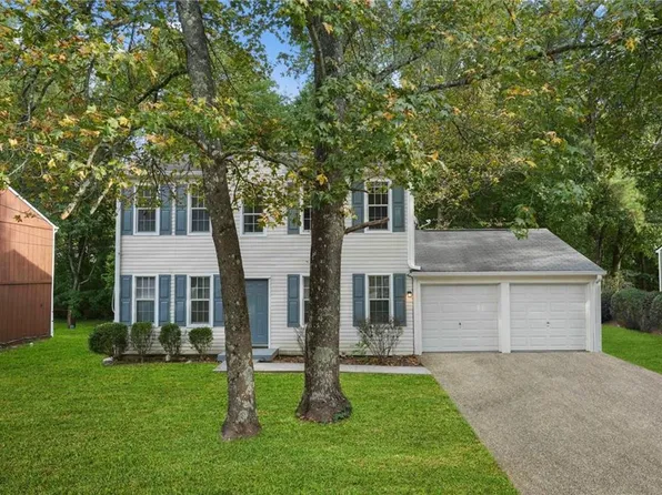 3211 Blackfoot Ln, Rex, GA 30273