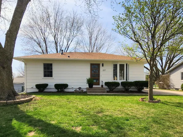 207 Rockwell Ave, Ames, IA 50014