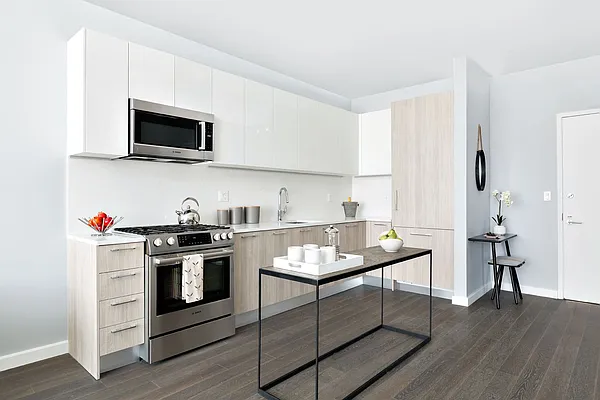 Sold by Sky View Parc Sales LLC | media 3