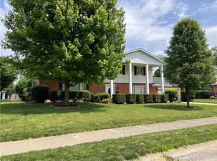 830 Weybridge Dr, Springfield, OH 45503