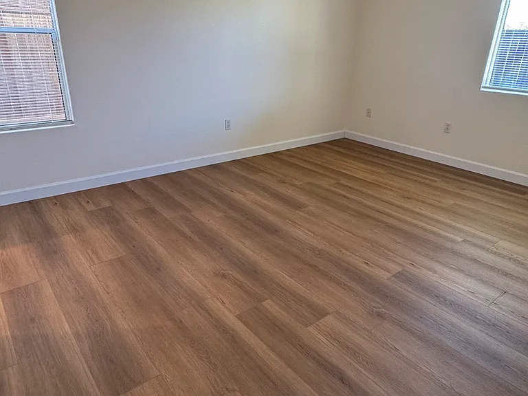 5600 Harvest Rd — Photo 16