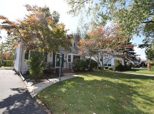 706 Crescent Pl, Sea Girt, NJ 08750