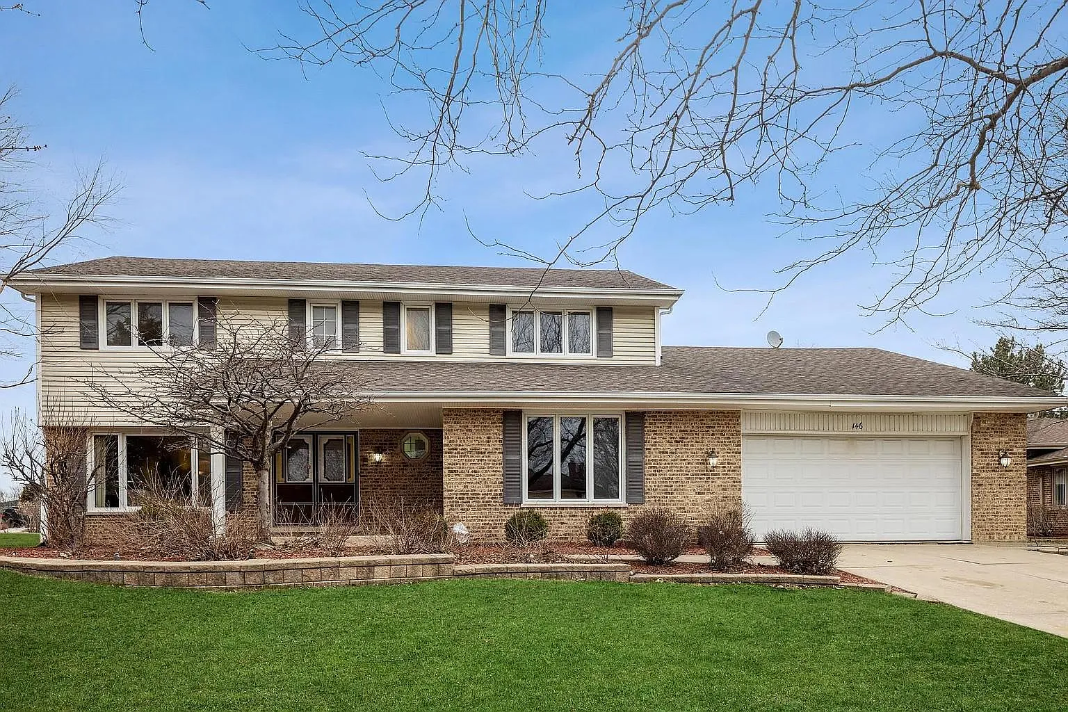 146 Somerset Rd photo 1