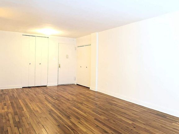 4th image of 14241 41st Ave APT 311