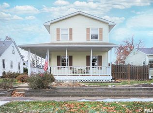 1423 29th Ave, Moline, IL 61265