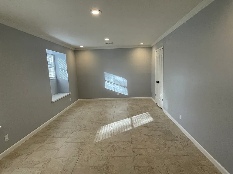 4830 French Dr — Photo 3