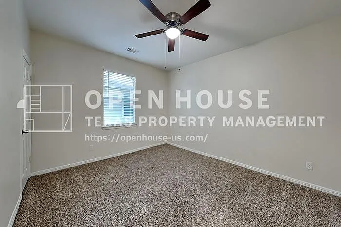 17906 Magenta Springs Dr — Photo 15