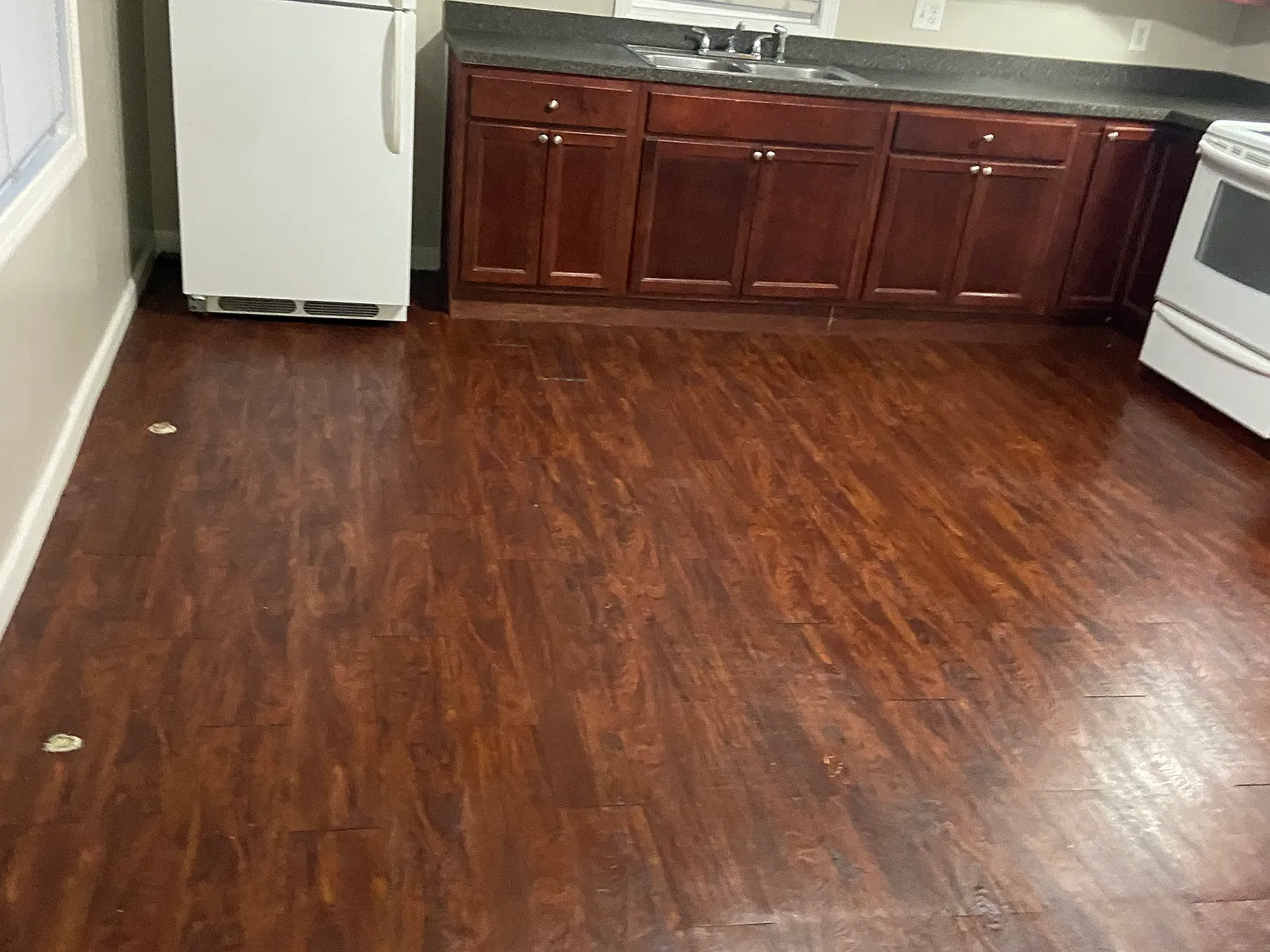 5 bed, 1020 sqft, $2,600 — Photo 1