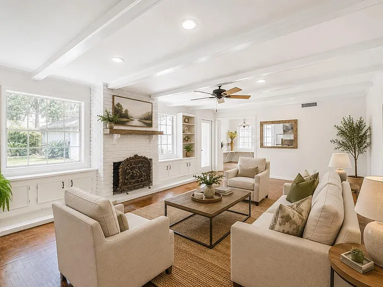 12223 Old Oaks Dr — Photo 4