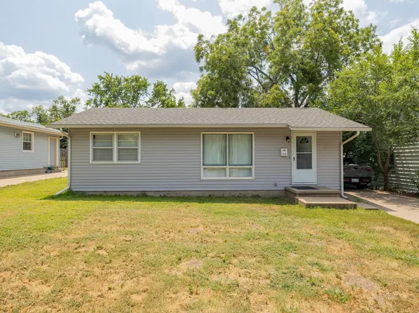 313 SW 5th St, Newton, KS 67114