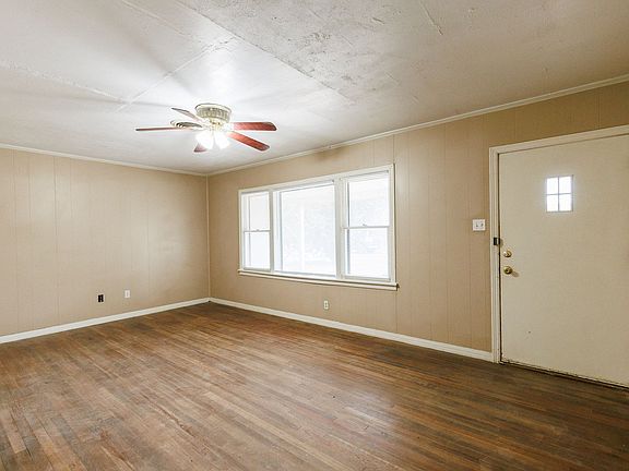 5th image of 2513 35th St