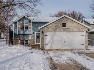 3741 10th St N, Fargo, ND 58102