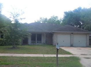 15635 Pebble Lake Dr, Houston, TX 77095