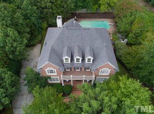 402 Englewood Dr, Chapel Hill, NC 27514