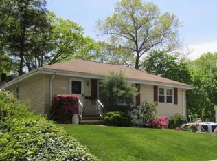 122 Waldwick Ave, Waldwick, NJ 07463