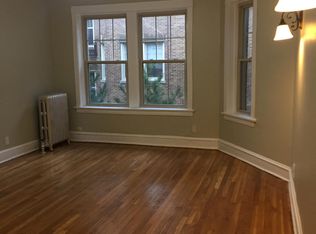 832 W Sunnyside Ave #2S, Chicago, IL 60640