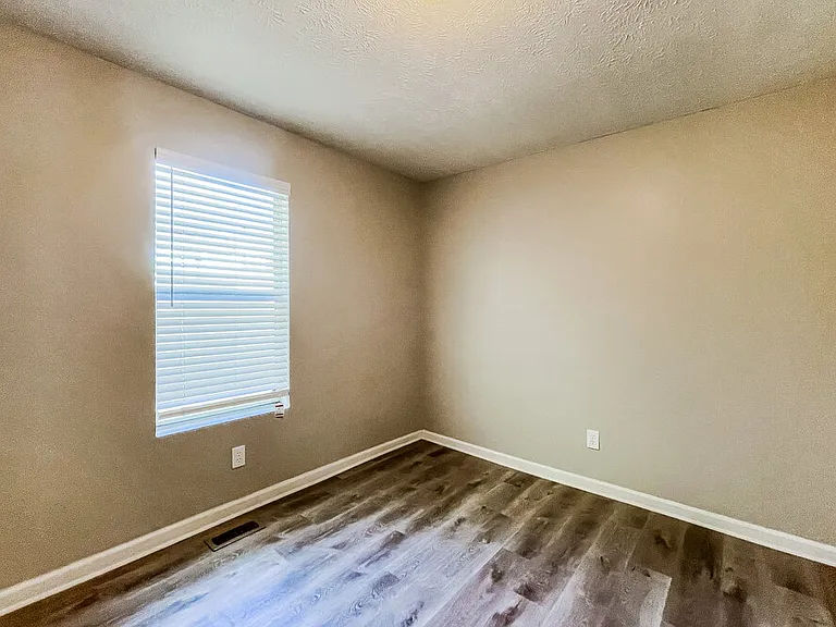 1425 Dillon Rd — Photo 12