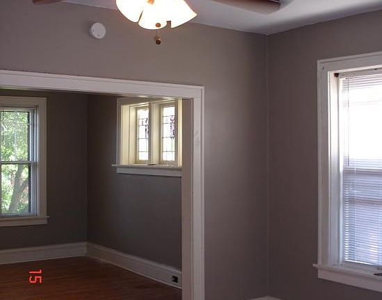 2nd image of 3847 Shenandoah Ave APT 2E