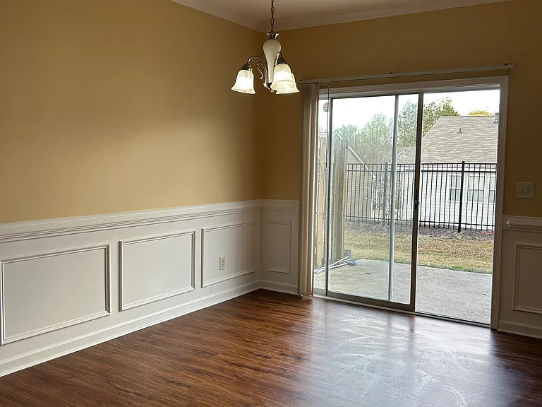 4961 Sherwood Way — Photo 3