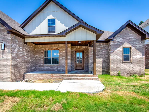3590 Sylvia Springs Dr, Conway, AR 72034
